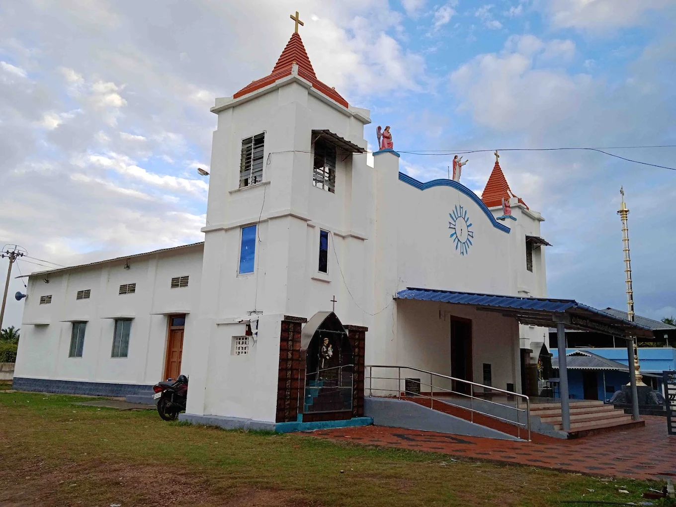 Valankanni Matha Church – Nellickampoil