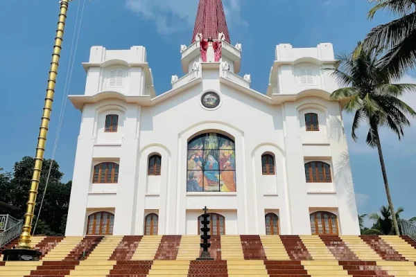Xii Apostles  Church – Chemmalamattam