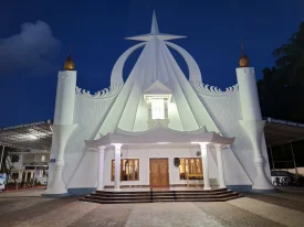 Assumption Church – Thumbarassery