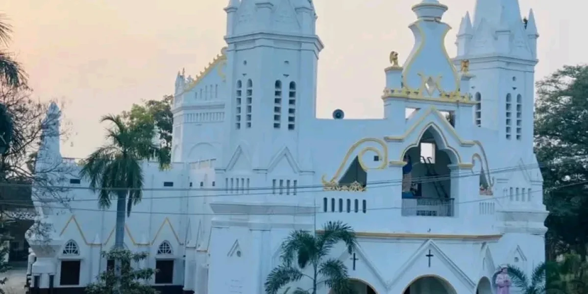 Assumption Church – Dharkast