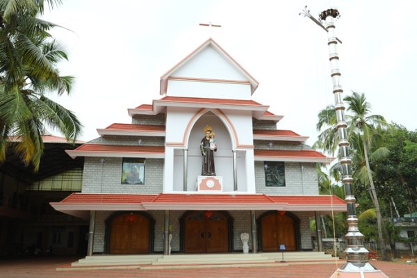 St.Antony Church – Perumbadappu