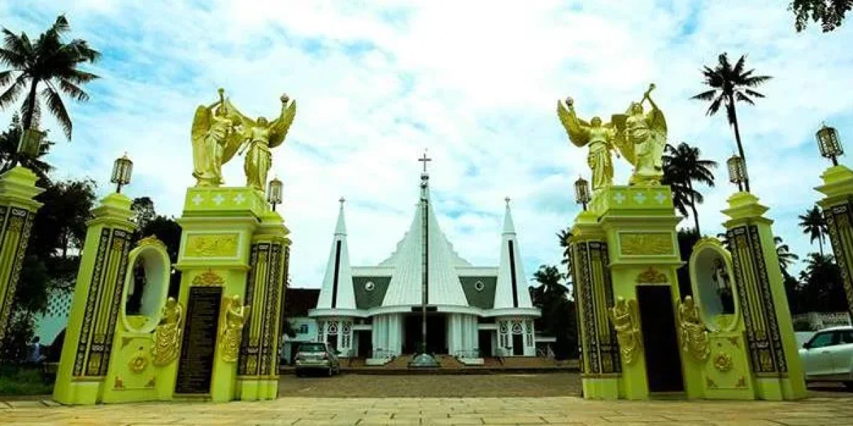 St.Thomas Church – Ambazhakad-Forane