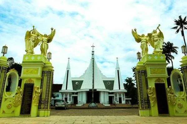 St.Thomas Church – Ambazhakad-Forane