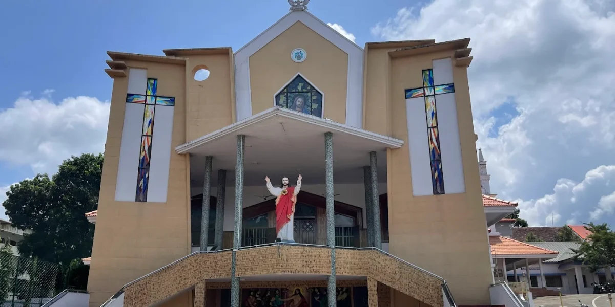 Sacred Heart Church – Chethipuzha