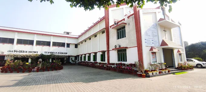 St. Fedelis Church – Aligarh