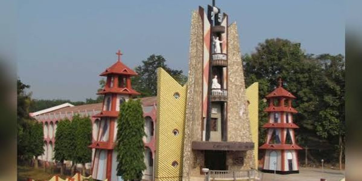 Sacred Heart Church – Umrongso