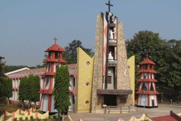 Sacred Heart Church – Umrongso