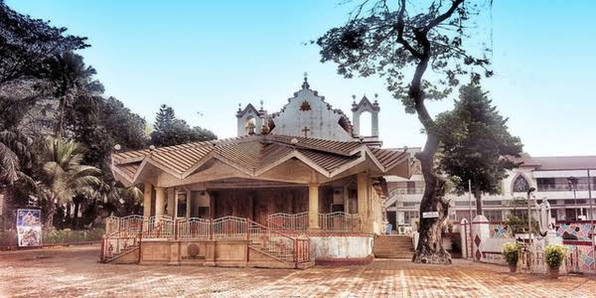Holy Cross Church – Disobai