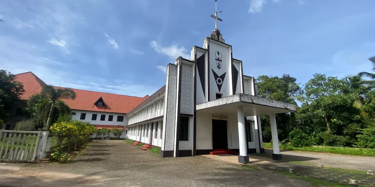 Cherupushpam Church – Villoonni