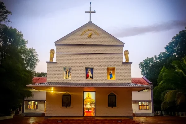 Holy Cross Church – Mannackanadu