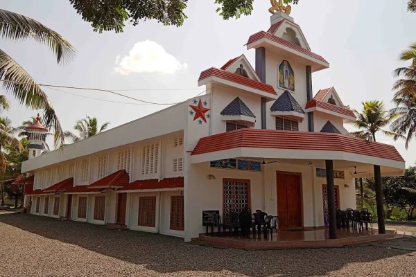 Lourdes Matha Church – Mampuzhakary