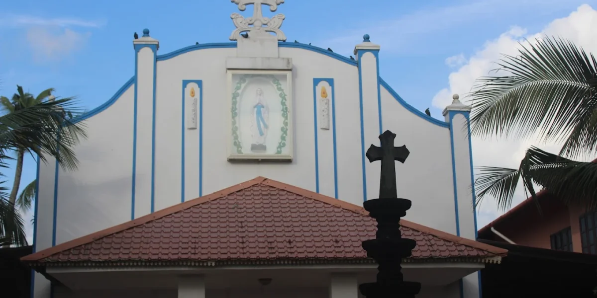 Lourdes Matha Church – Puthussery