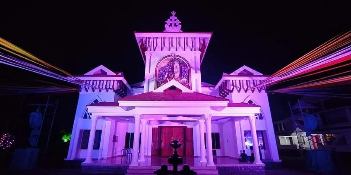 Lourdes Matha Church – Thazhathuvadakara
