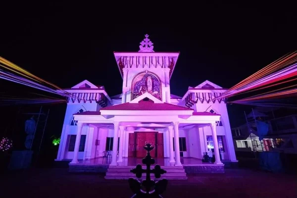Lourdes Matha Church – Thazhathuvadakara