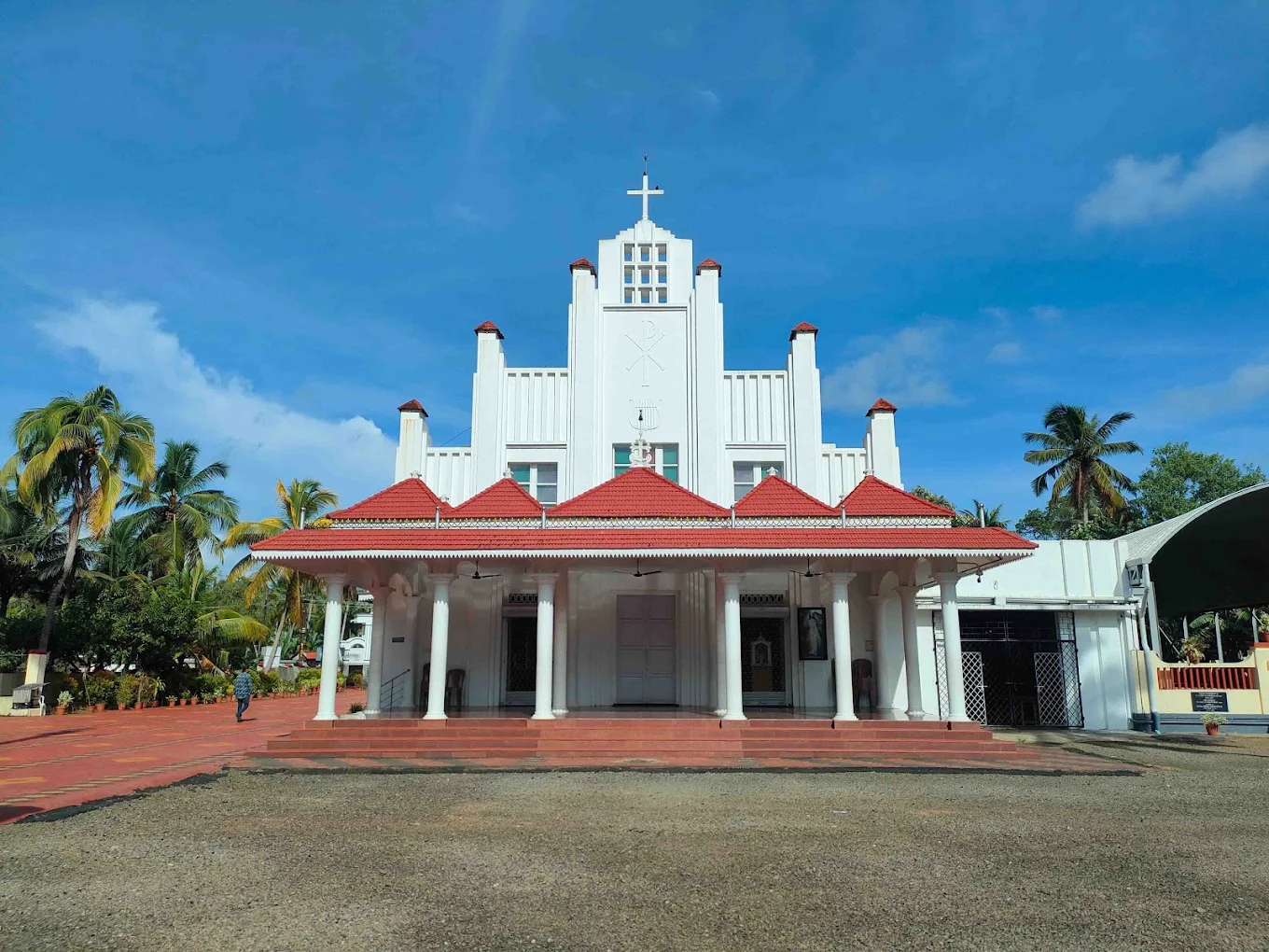 Navanazareth Church – Kumarakom