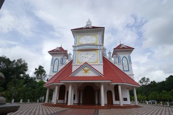 Sacred Heart Church – Karimpanakulam