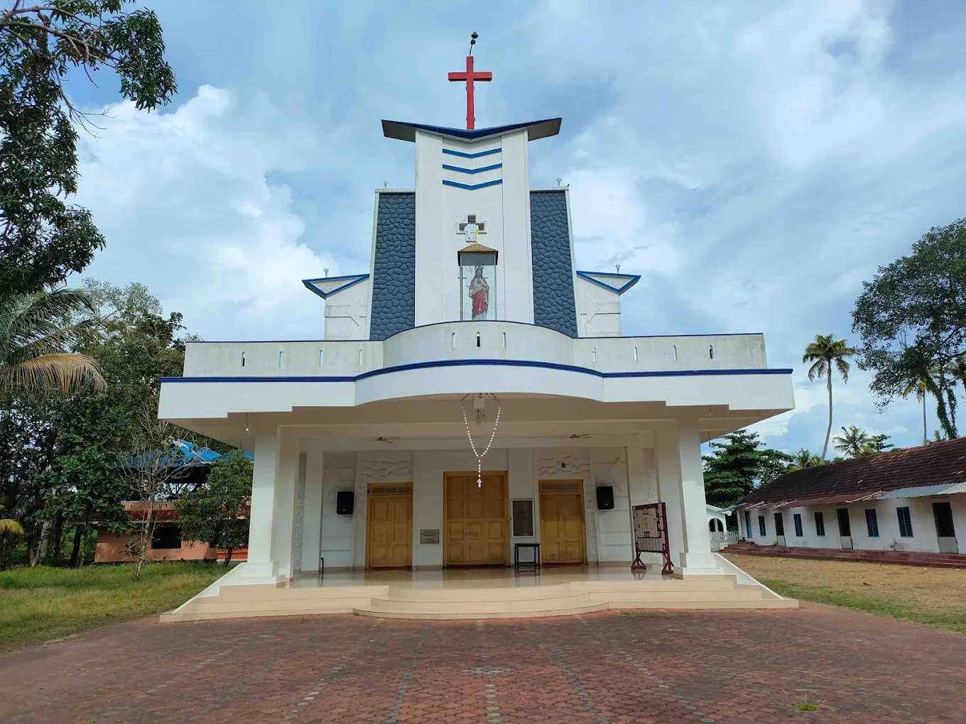 Sacred Heart Church – Valamangalam