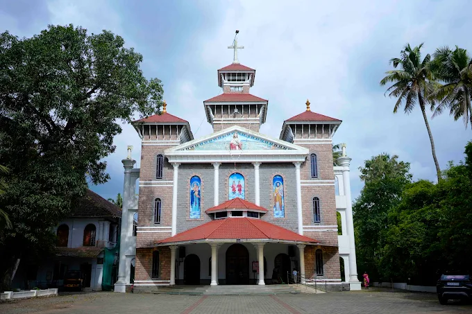 Ss. Gervasis & Protasis Church – Akaparambu