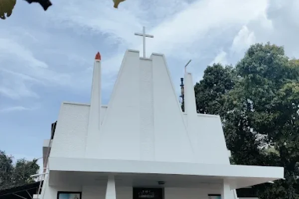 St. Anne Church – Eloor