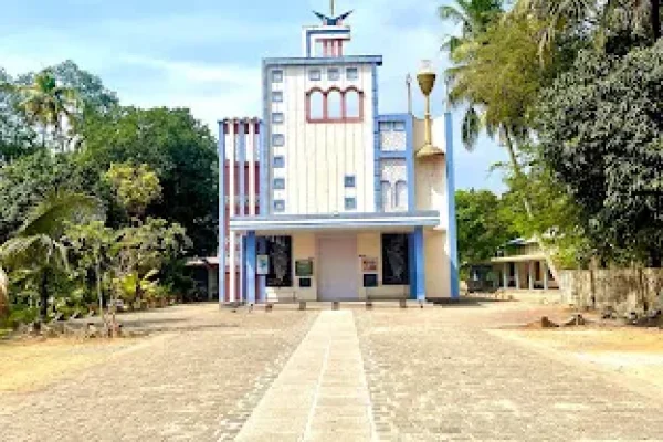 St. Thomas Church – Nedumprakadu