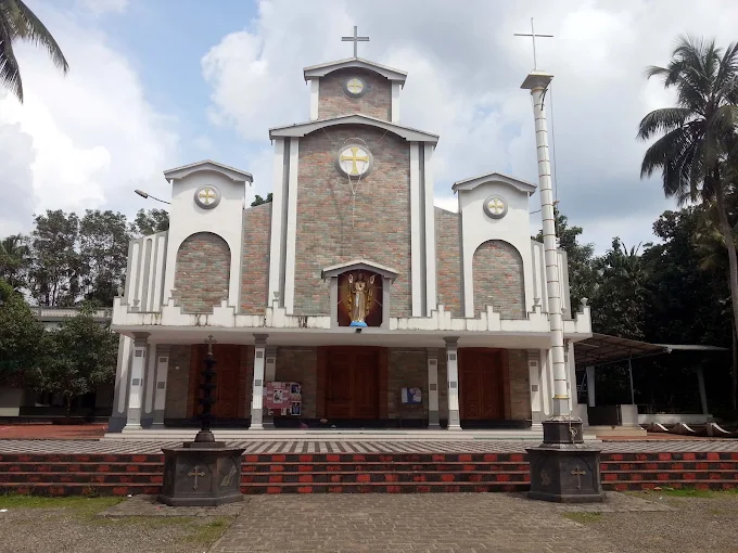St. Mary Church – Ayyampuzha