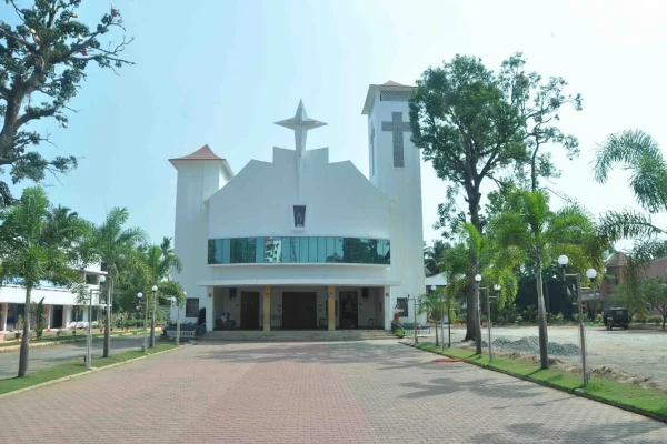 Little Flower Church – Cherupushpalayam