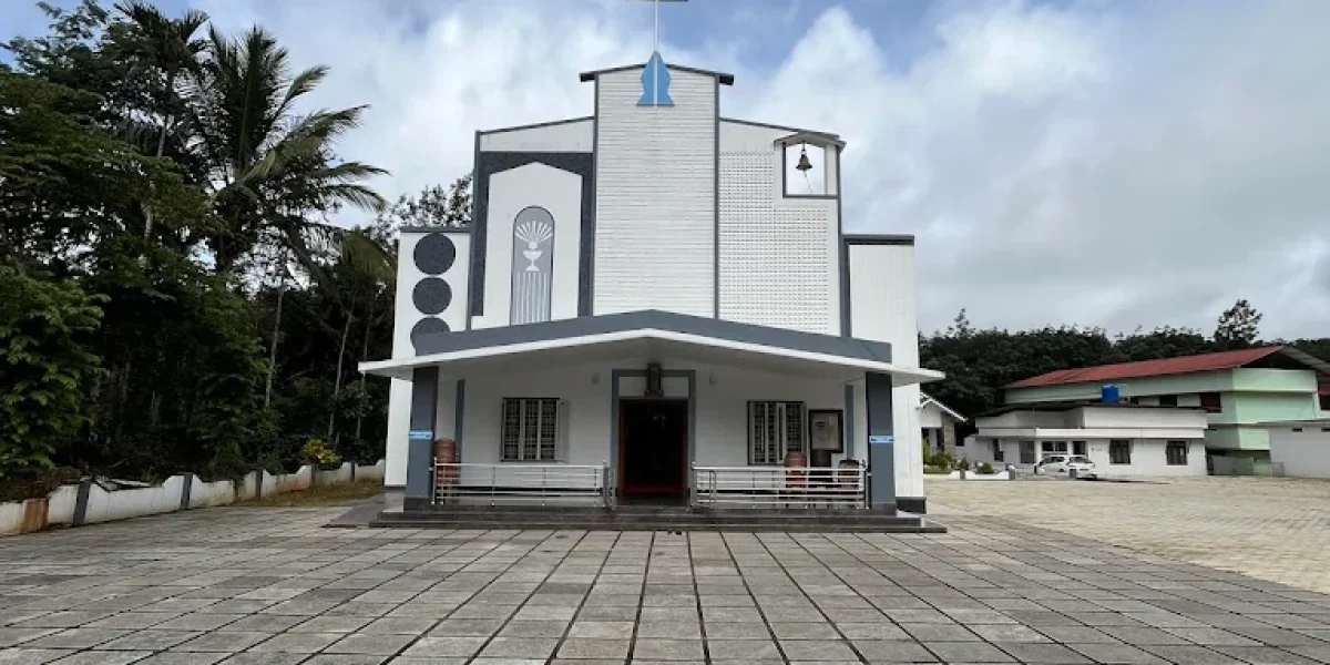 St. Antony Church – Pazhoor