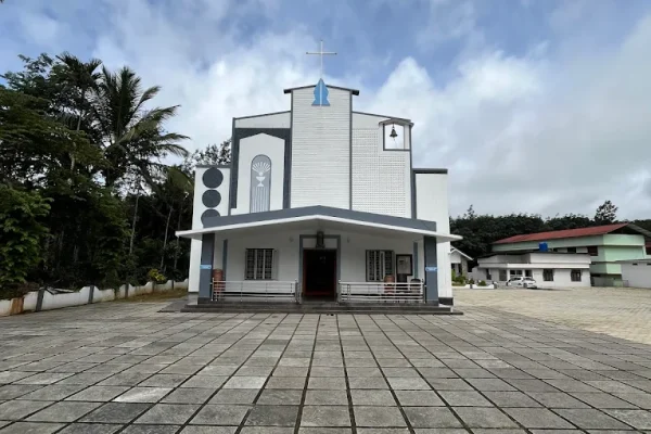 St. Antony Church – Pazhoor