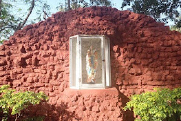 Infant Jesus Church – Othaiyaal Francilian Nagar