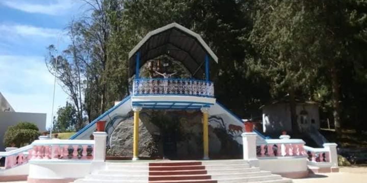 Holy Cross Shrine – Ooty