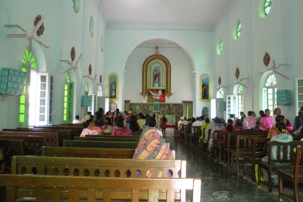 Holy Redeemer Church – Alambagh