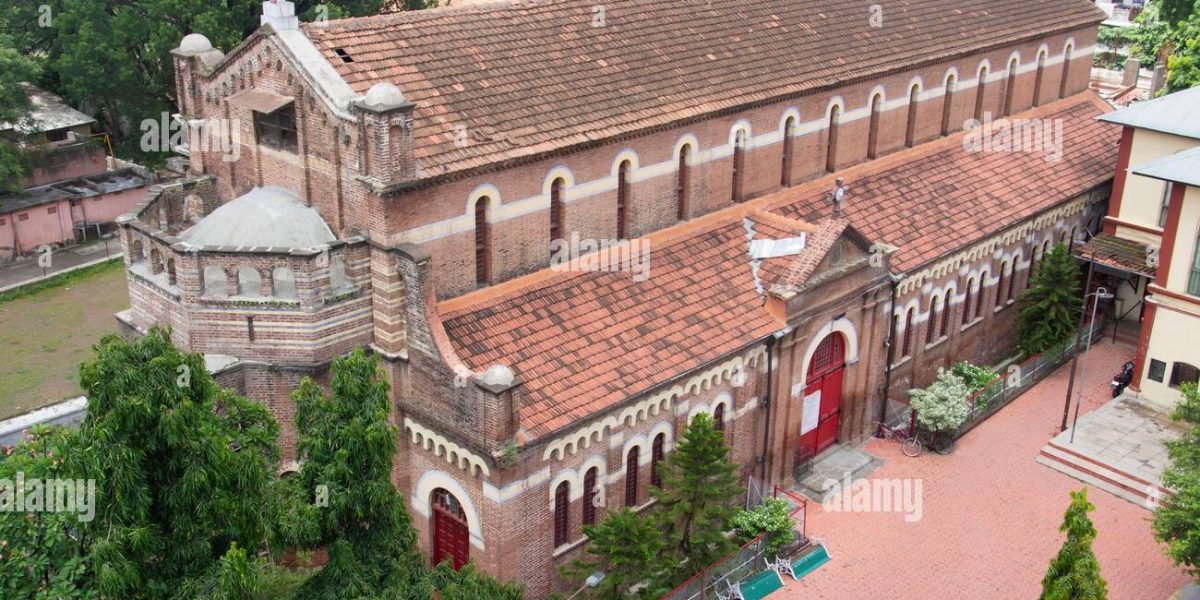 St. Teresa Church – Guruwar Peth