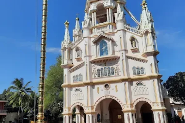 Holy Carmel Mother Church – Vavurei