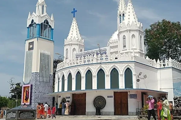 Holy Mother of Snow Church – Pattarvilahe